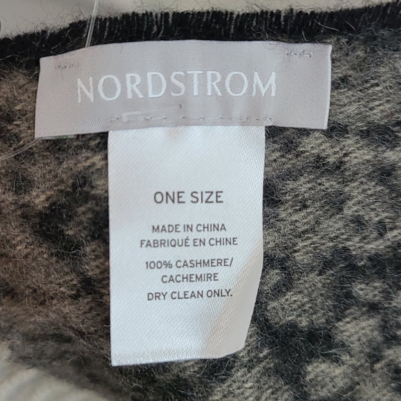 Nordstrom 100% cashmere scarf - Picture 3 of 3